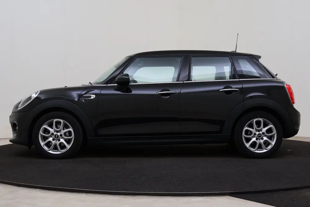 Mini Hatchback One Pepper uit 2019, foto 14