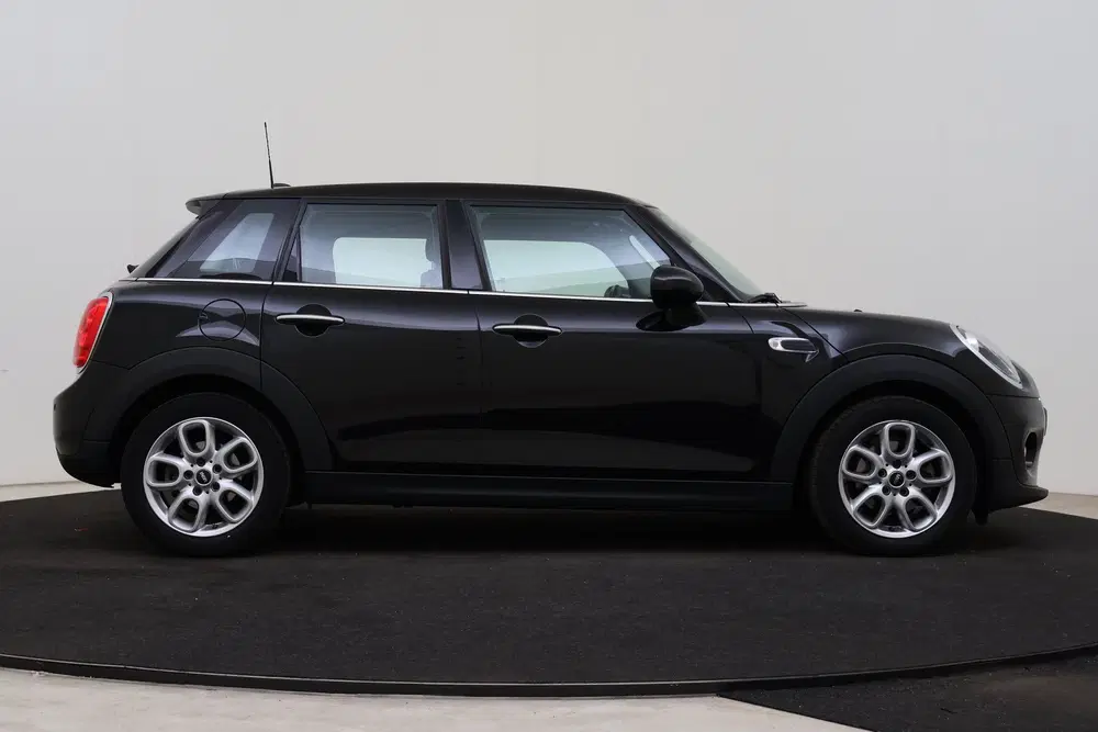 Mini Hatchback One Pepper uit 2019, foto 7