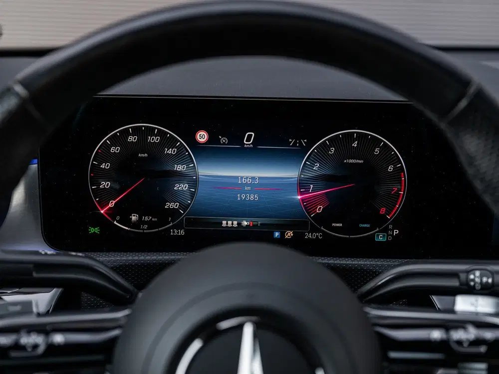 Mercedes-Benz A-Klasse 2025 180 AMG Line Night uit 2025, foto 14