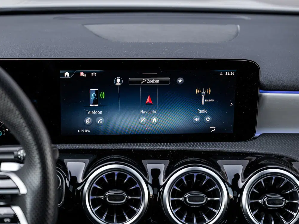 Mercedes-Benz A-Klasse 2025 180 AMG Line Night uit 2025, foto 8