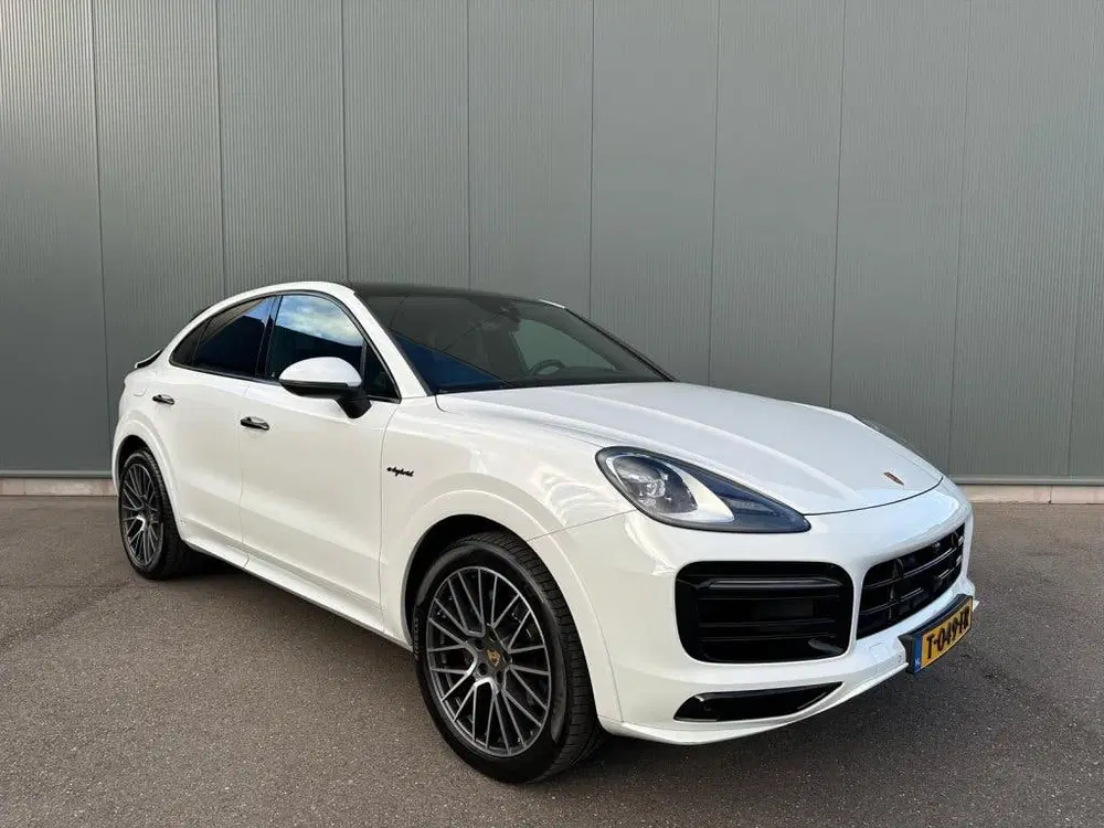 Porsche Cayenne Cayenne Coupé 3.0 E-Hybrid uit 2021, foto 3