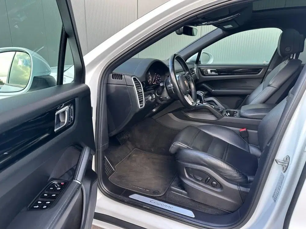 Porsche Cayenne Cayenne Coupé 3.0 E-Hybrid uit 2021, foto 7