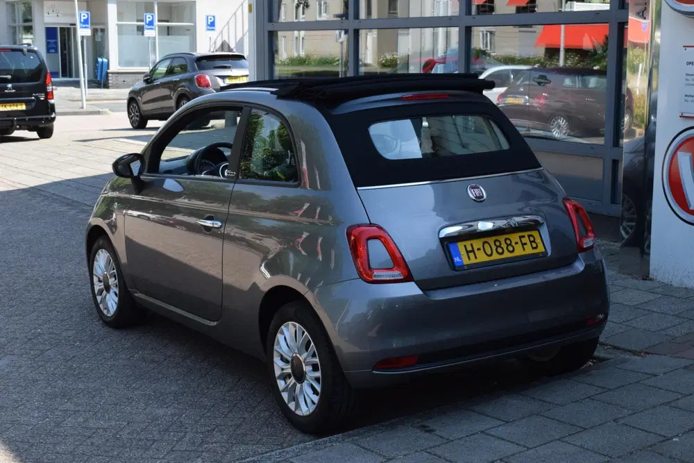 Fiat 500C 0.9 TwinAir Turbo Young uit 2020, foto 3