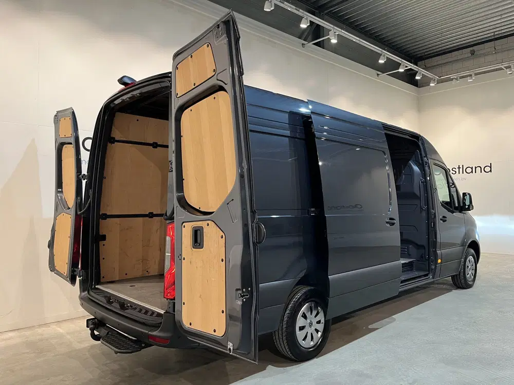 Mercedes-Benz Sprinter 317 CDI L3 RWD Automaat uit 2024, foto 2