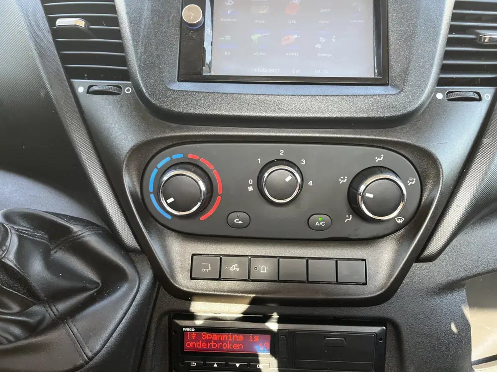 Iveco Daily 35C14 2.3 375 Laadklep 500kg Trekhaak 3500 uit 2019, foto 12
