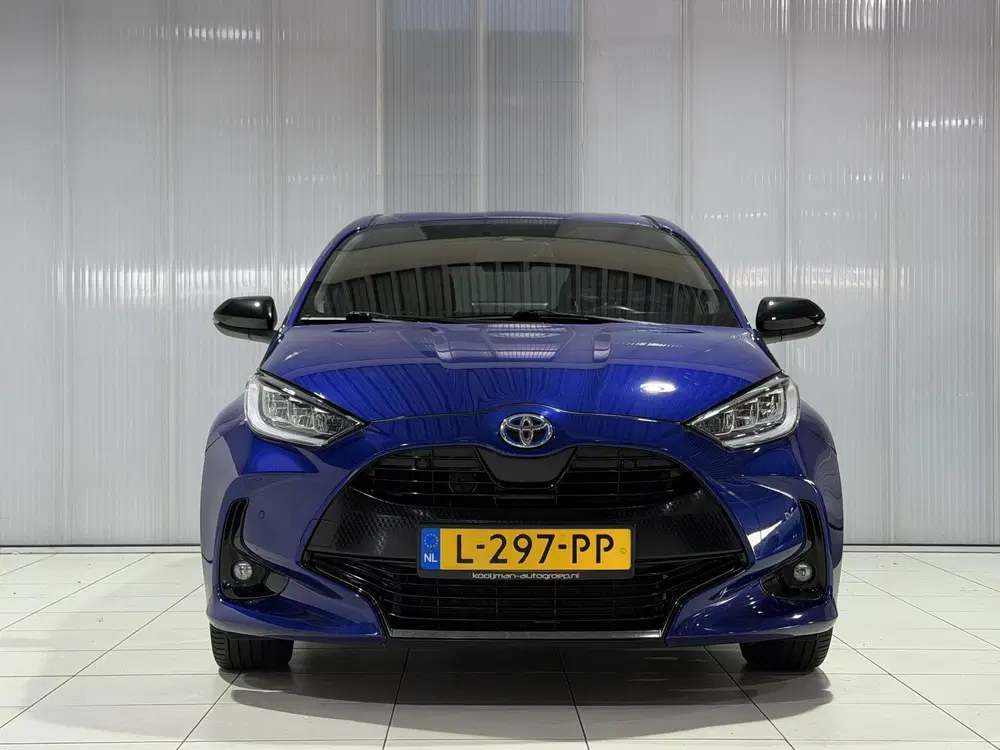 Toyota Yaris 1.5 Hybrid Executive Parkeersensoren V+A uit 2021, foto 3