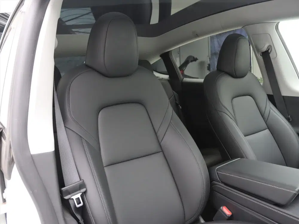Tesla Model Y Long Range AWD 75kWh 351pk 92% SoH [ TREKH uit 2023, foto 14