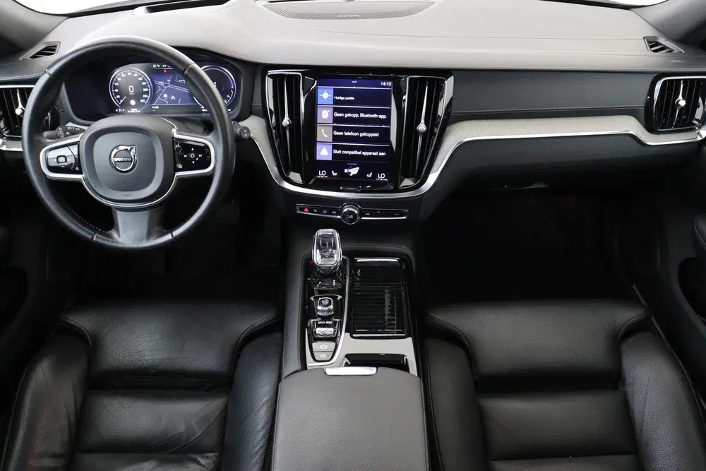 Volvo V60 T8 TWIN ENGINE AWD INSCRIPTION *VOL * -PAN uit 2020, foto 4