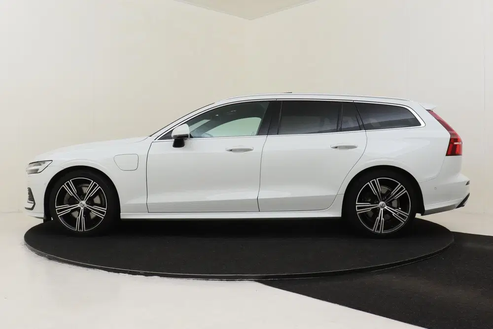 Volvo V60 T8 TWIN ENGINE AWD INSCRIPTION *VOL * -PAN uit 2020, foto 7
