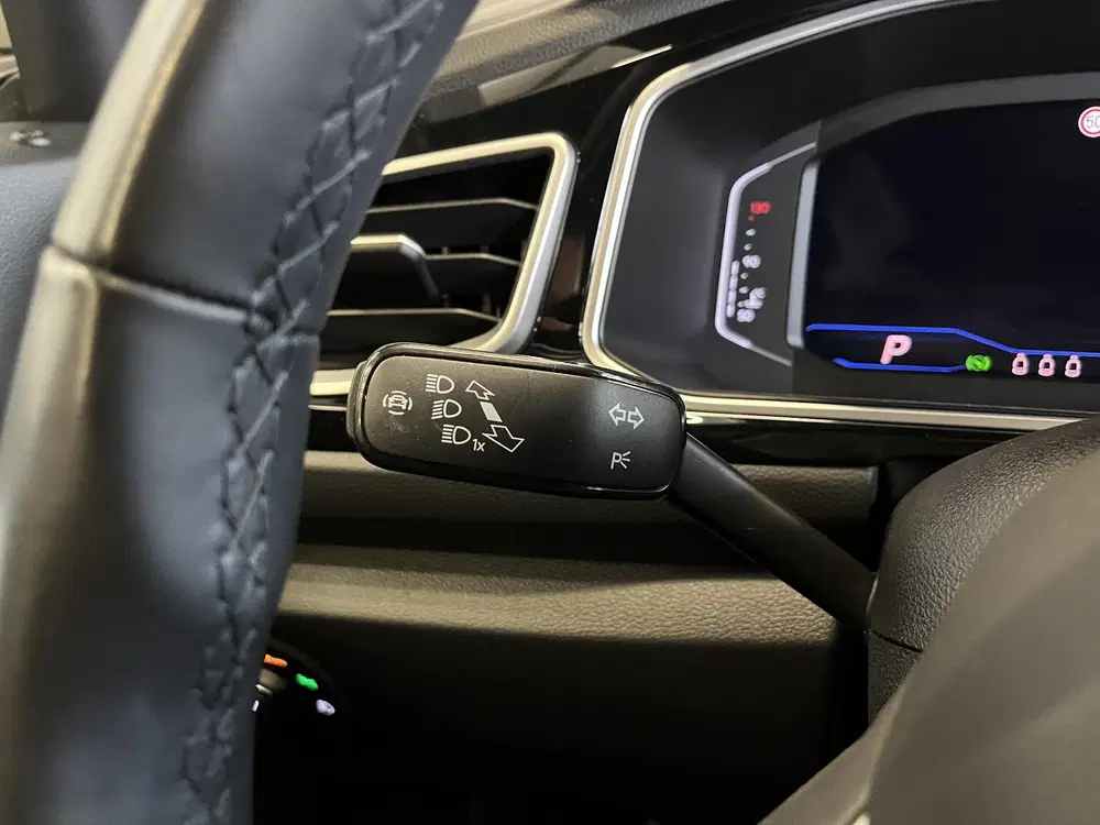 Volkswagen T-Roc 1.5 TSI 150pk DSG R-Line Camera Navigatie uit 2024, foto 12