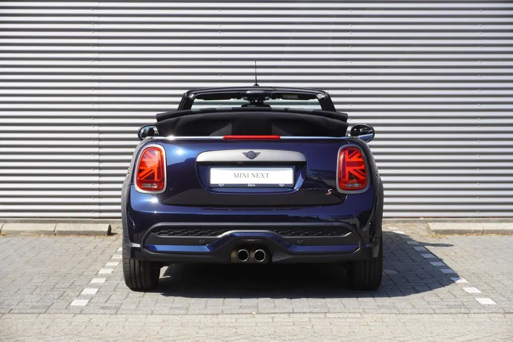 Mini Cabrio Cooper S uit 2023, foto 5