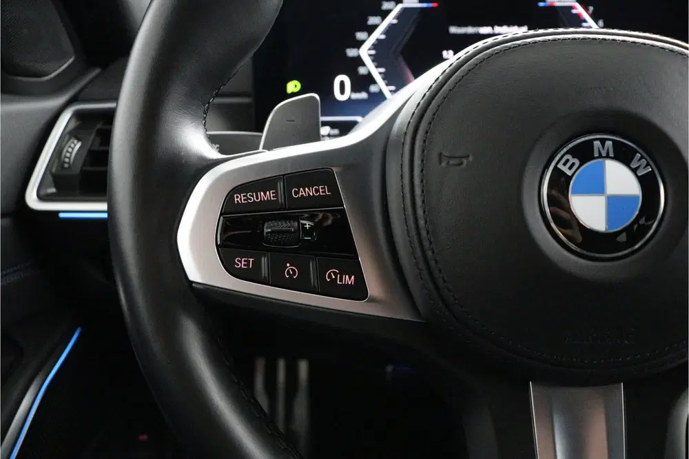 BMW 3-serie 3 Serie Touring 318i M-Sport Pro Shadowlin uit 2024, foto 15