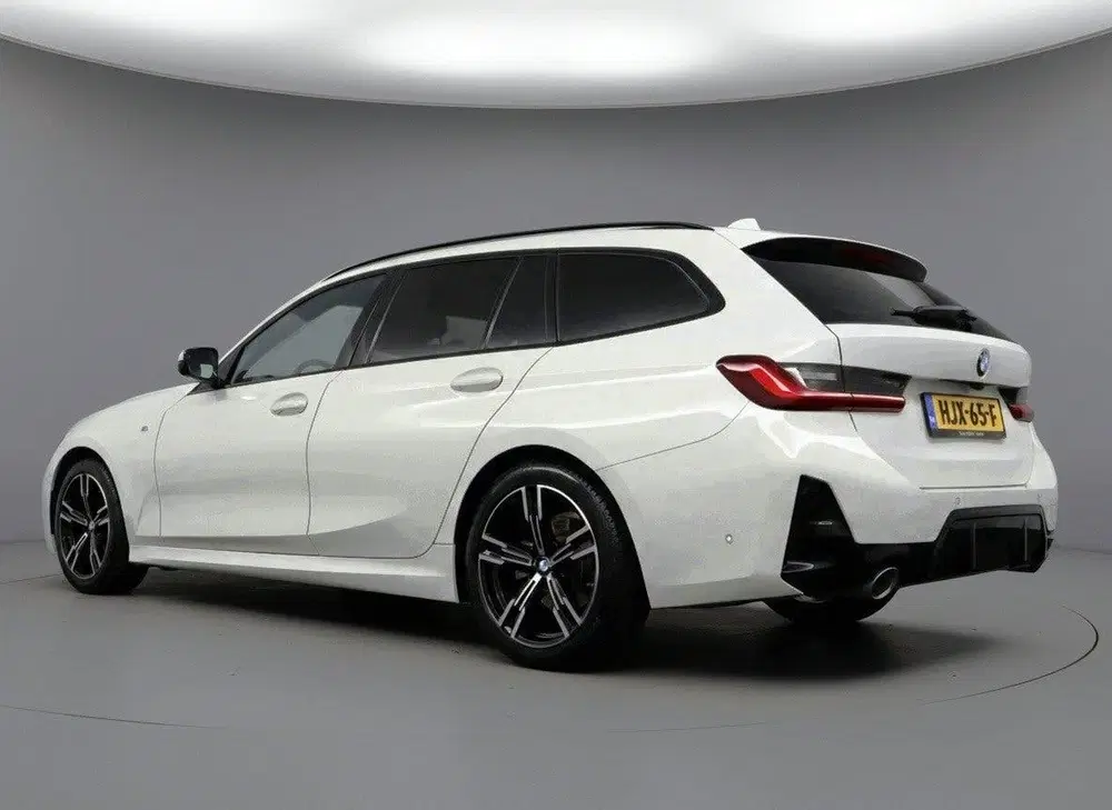 BMW 3-serie 3 Serie Touring 318i M-Sport Pro Shadowlin uit 2024, foto 4