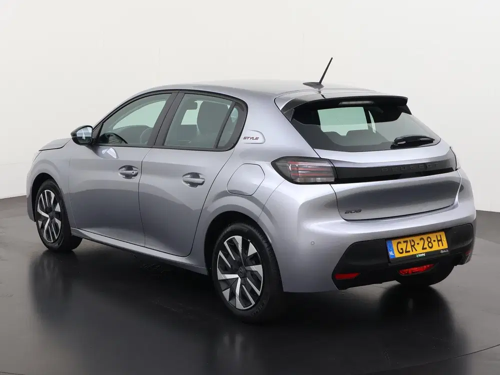Peugeot 208 1.2 PureTech 75 Style uit 2025, foto 6