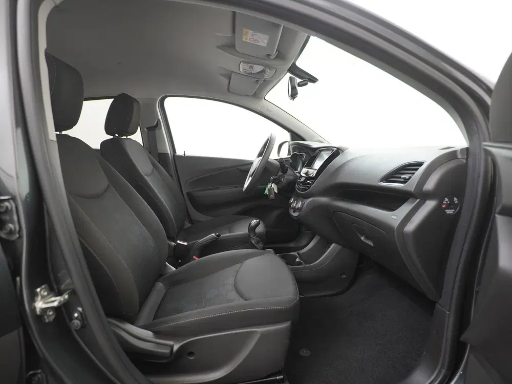 Opel Karl 1.0 Rocks Online Edition uit 2019, foto 3