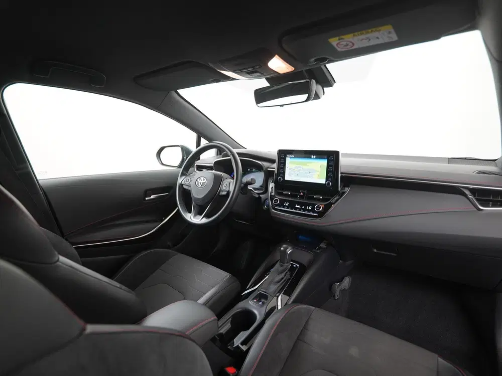 Toyota Corolla 1.8 Hybrid Executive uit 2021, foto 2