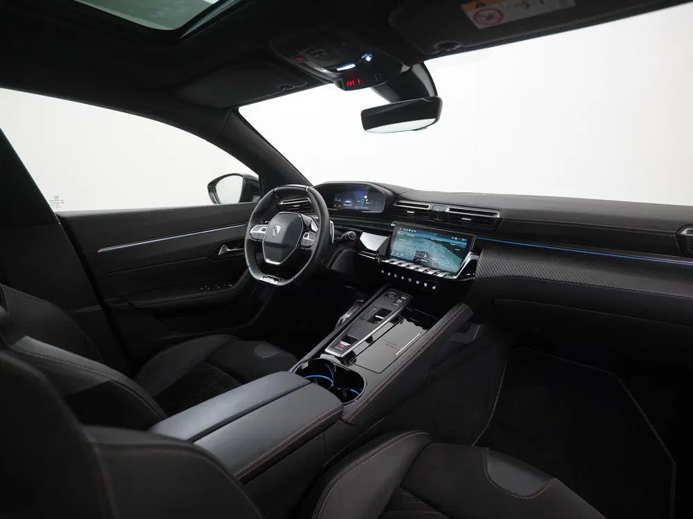 Peugeot 508 1.6 HYbrid 225 GT uit 2023, foto 2