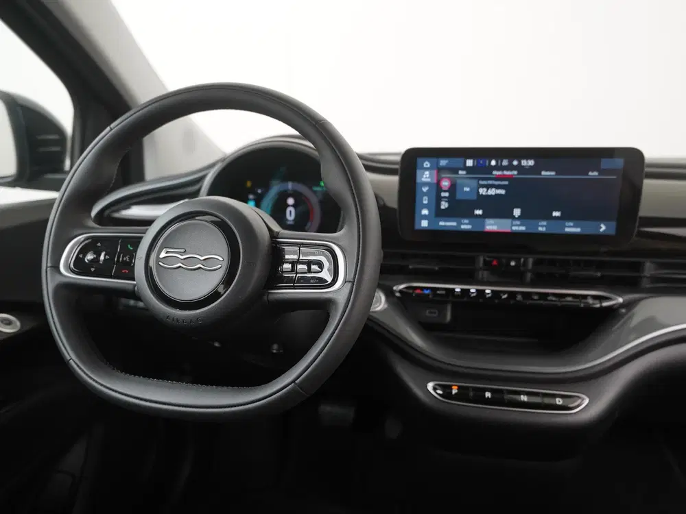 Fiat 500e 42 kWh uit 2023, foto 6