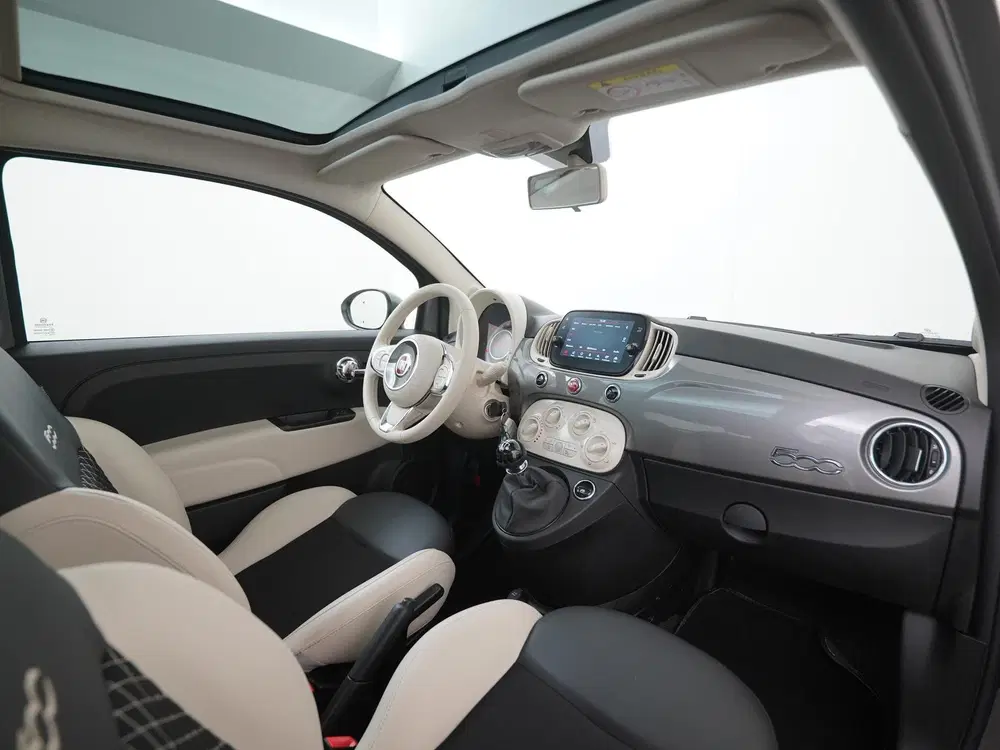 Fiat 500 1.0 Hybrid Dolcevita uit 2022, foto 2