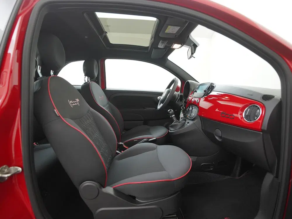 Fiat 500 1.0 Hybrid RED uit 2022, foto 3