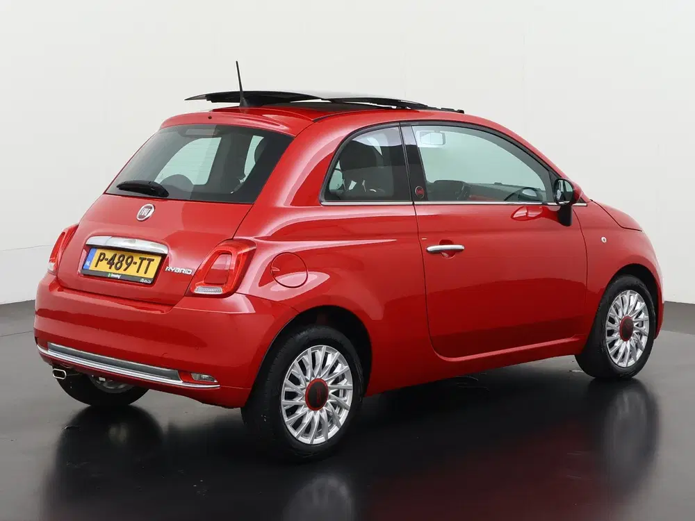 Fiat 500 1.0 Hybrid RED uit 2022, foto 4