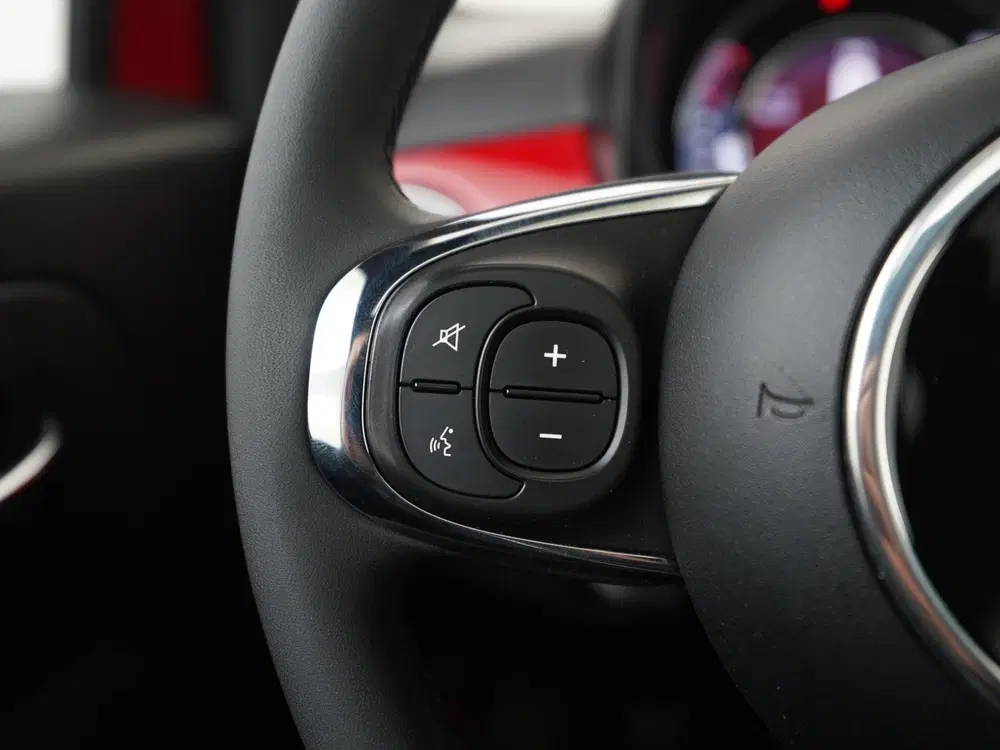 Fiat 500 1.0 Hybrid RED uit 2022, foto 7