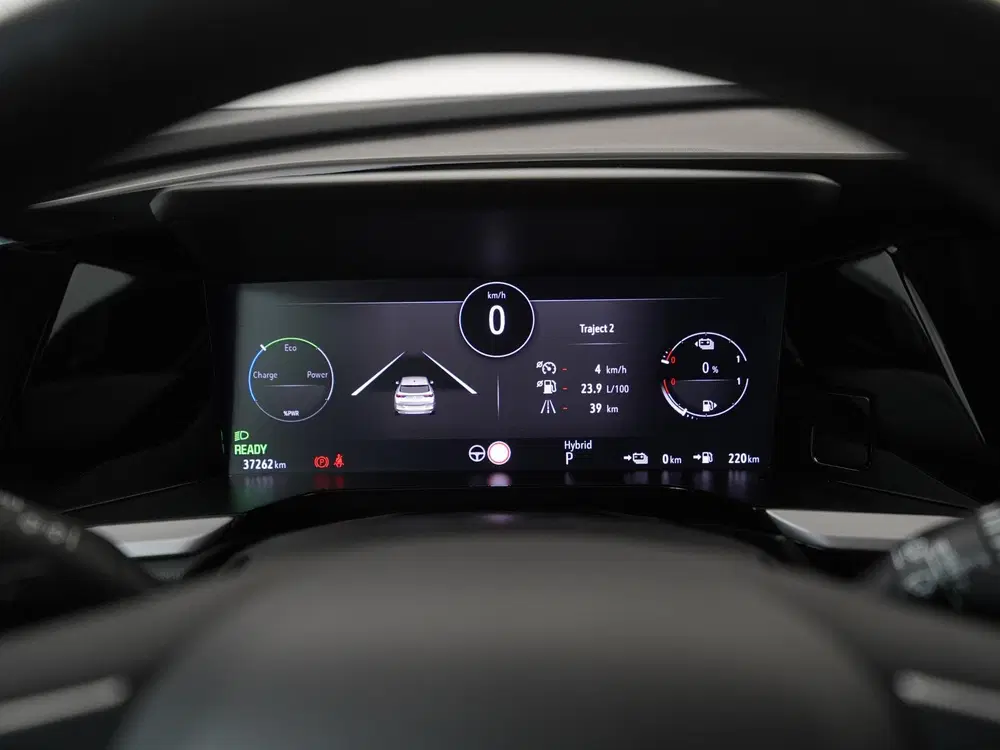 Opel Grandland 1.6 Turbo Plug-In Hybrid 4x4 Ultimate uit 2022, foto 9