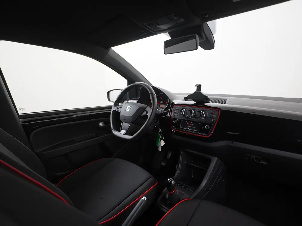 SEAT Mii 1.0 FR-Line uit 2019, foto 2