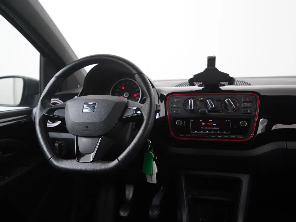 SEAT Mii 1.0 FR-Line uit 2019, foto 5
