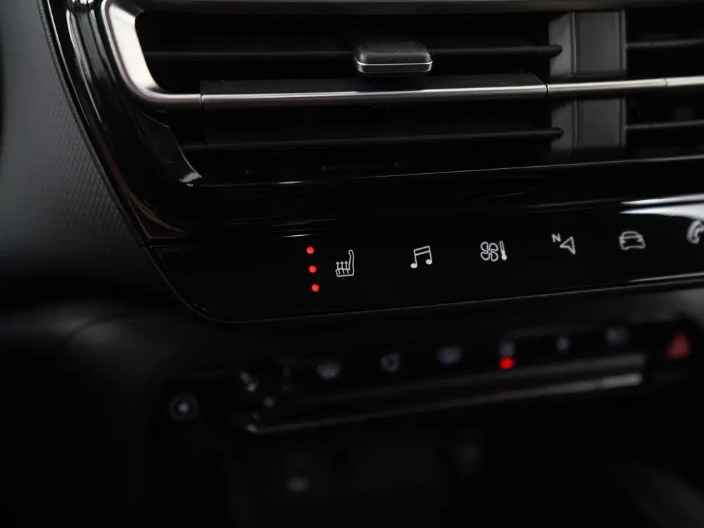 Citroën C5 Aircross Citroen C5 Aircross 1.6 Plug-in Hybrid 225 uit 2023, foto 14