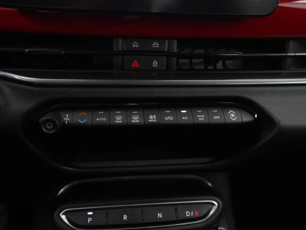 Fiat 600e RED 54 kWh uit 2023, foto 12