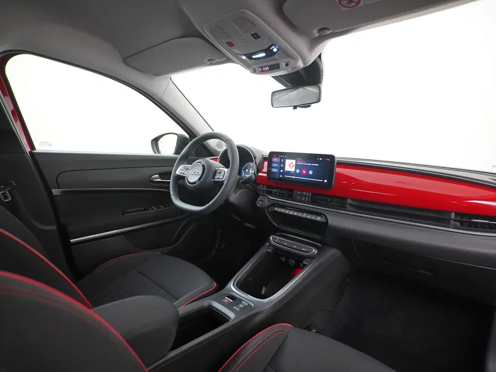 Fiat 600e RED 54 kWh uit 2023, foto 2