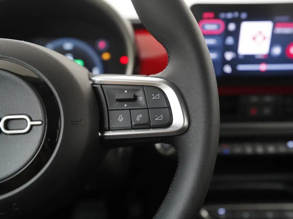 Fiat 600e RED 54 kWh uit 2023, foto 9