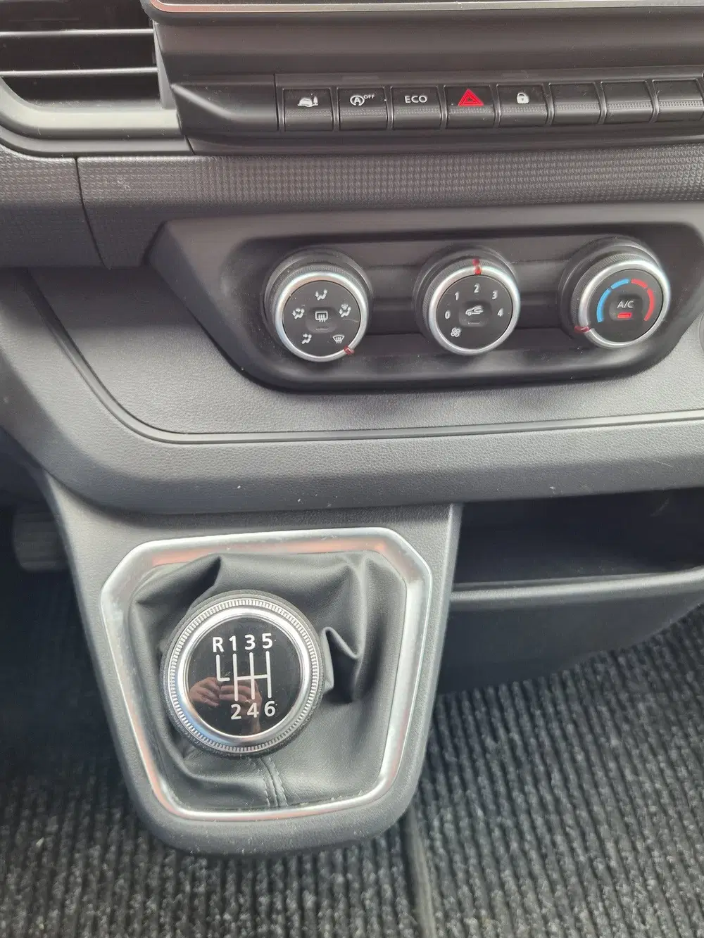 Renault Trafic 2.0 dCi 110 T29 L2H1 DC Work Edition Dubbe uit 2023, foto 10
