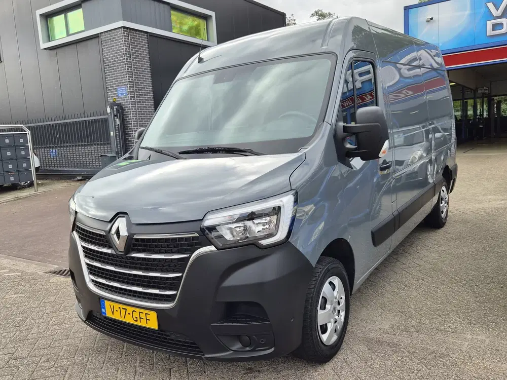 Renault Master T35 2.3 dCi 135 L2H2 Work Edition Trekhaak uit 2024, foto 2