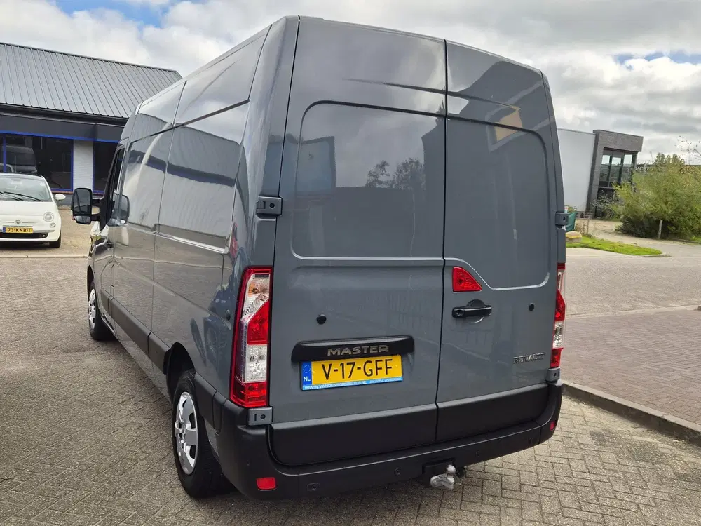 Renault Master T35 2.3 dCi 135 L2H2 Work Edition Trekhaak uit 2024, foto 4