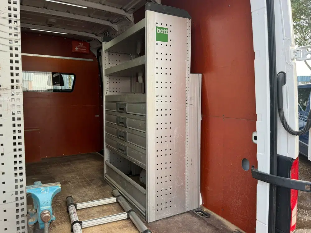 Volkswagen Crafter 35 2.0 TDI 140PK L3H3 RWD uit 2020, foto 12