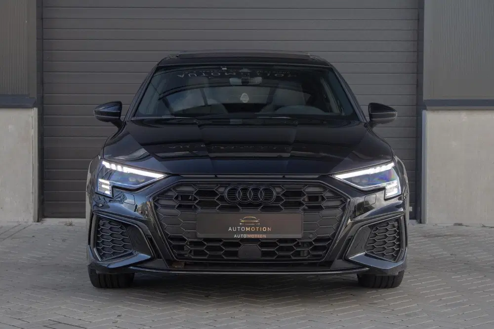 Audi A3 45TFSIe S-line Competition PANO MATRIX CAM uit 2021, foto 6