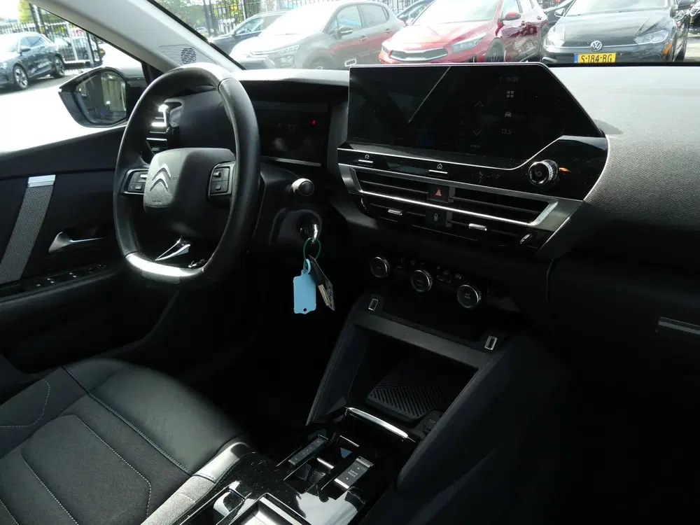 Citroën C4 Citroen C4 X 1.2 Puretech EAT8 Automaat 13 uit 2023, foto 10