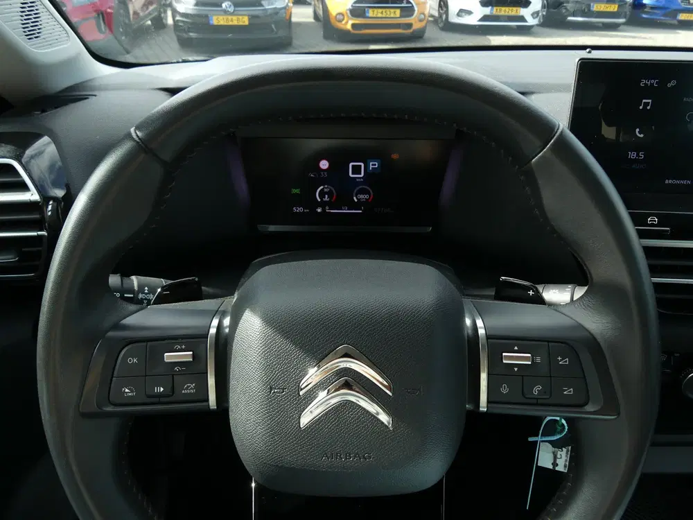 Citroën C4 Citroen C4 X 1.2 Puretech EAT8 Automaat 13 uit 2023, foto 14