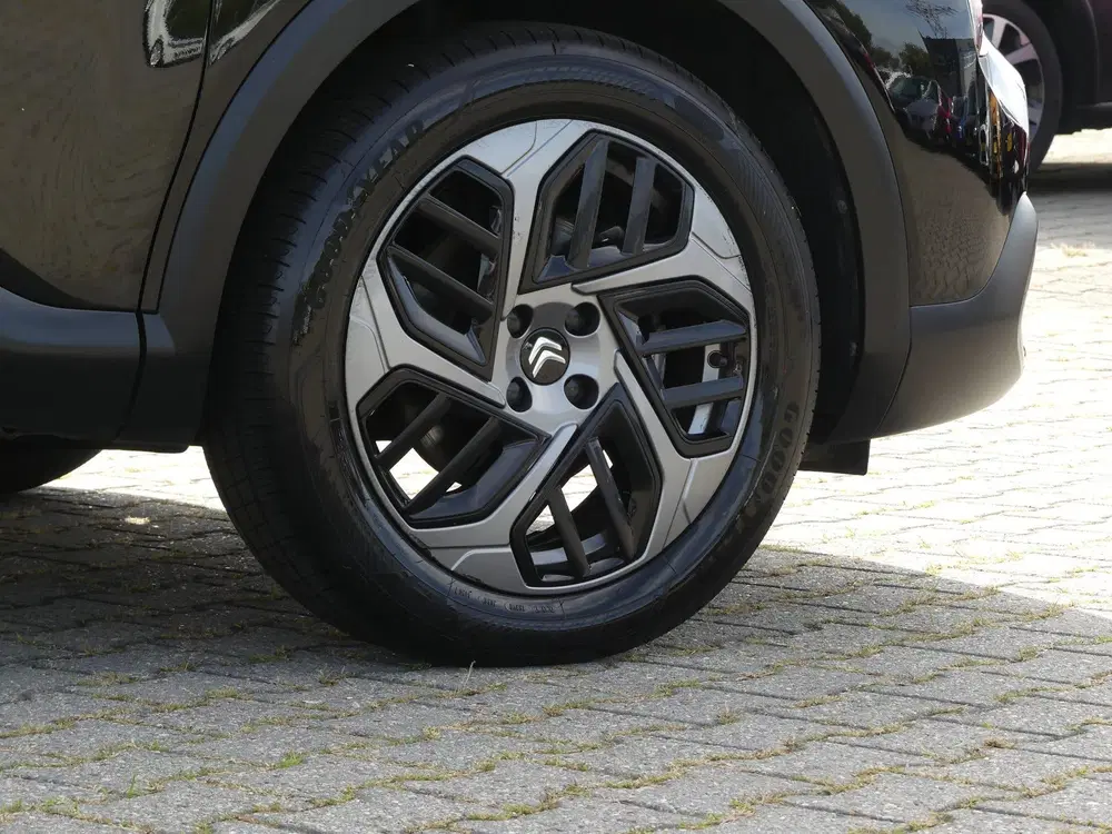 Citroën C4 Citroen C4 X 1.2 Puretech EAT8 Automaat 13 uit 2023, foto 7