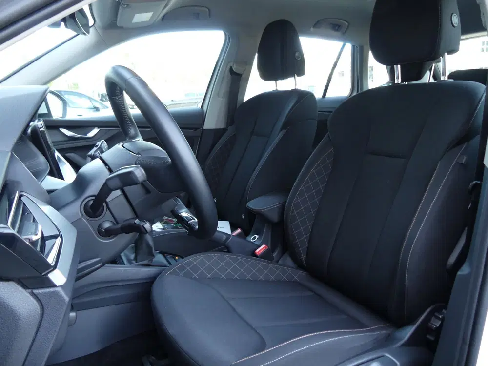 Skoda Kamiq 1.0 TSI Ambition uit 2023, foto 11