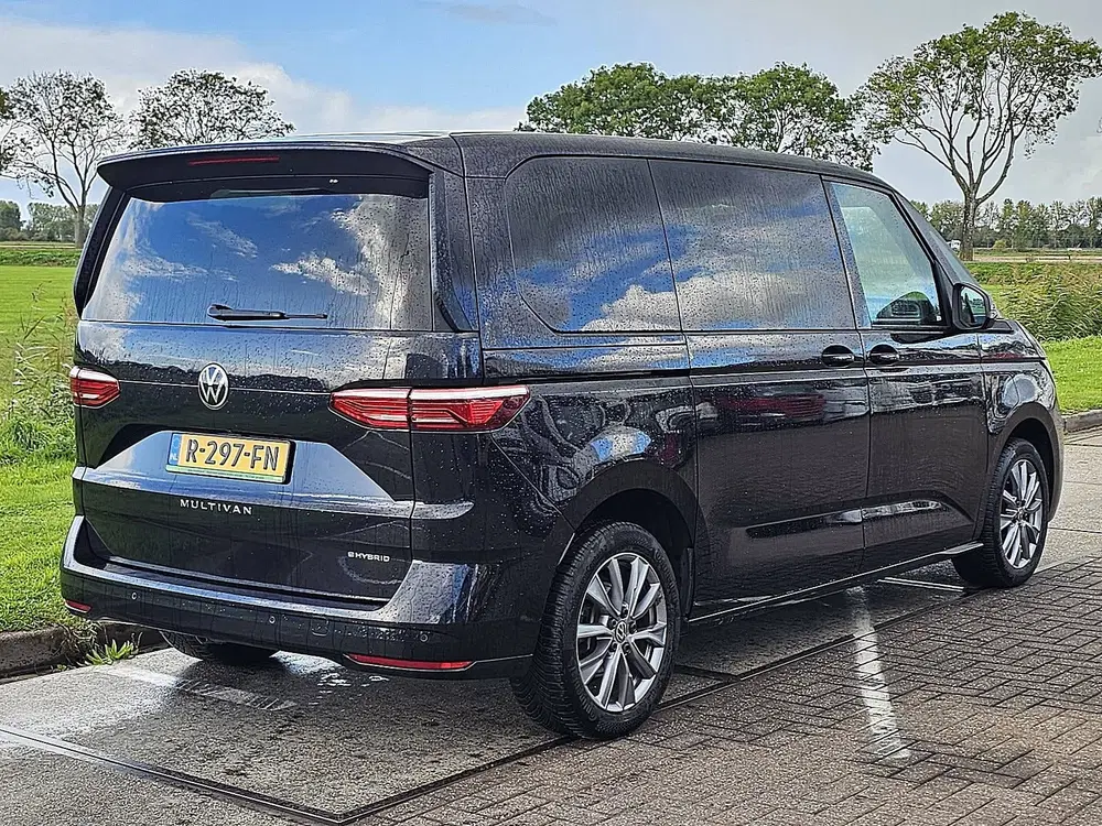 Volkswagen Multivan 1.4 hybride 7 pers uit 2022, foto 3