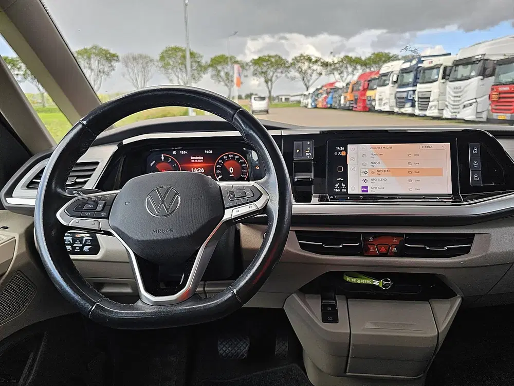 Volkswagen Multivan 1.4 hybride 7 pers uit 2022, foto 8