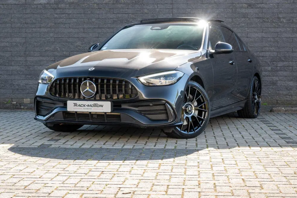Mercedes-Benz C-Klasse 300 e AMG Line Panoramadak uit 2022