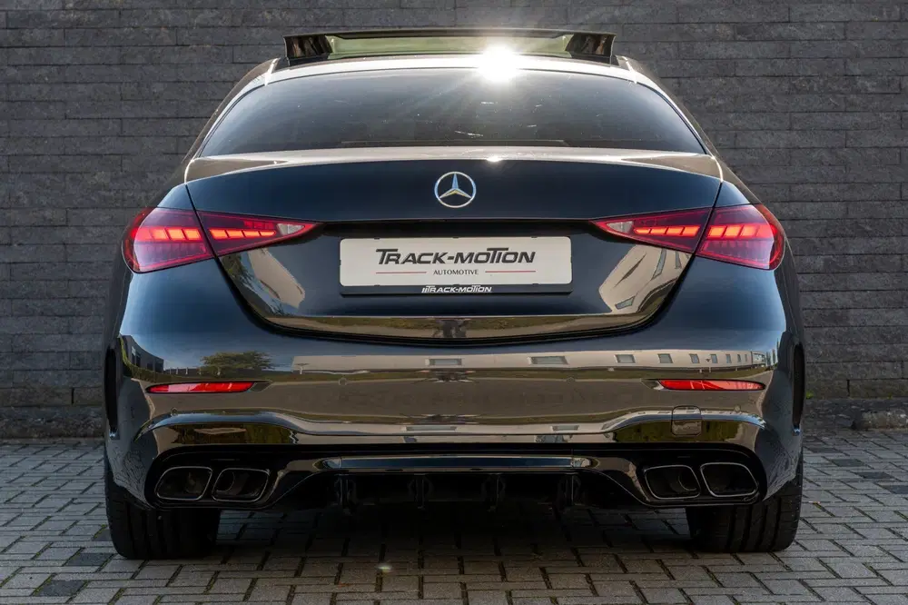 Mercedes-Benz C-Klasse 300 e AMG Line Panoramadak uit 2022, foto 9