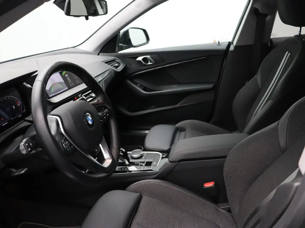 BMW 2-serie Gran Coupé 218i uit 2023, foto 11