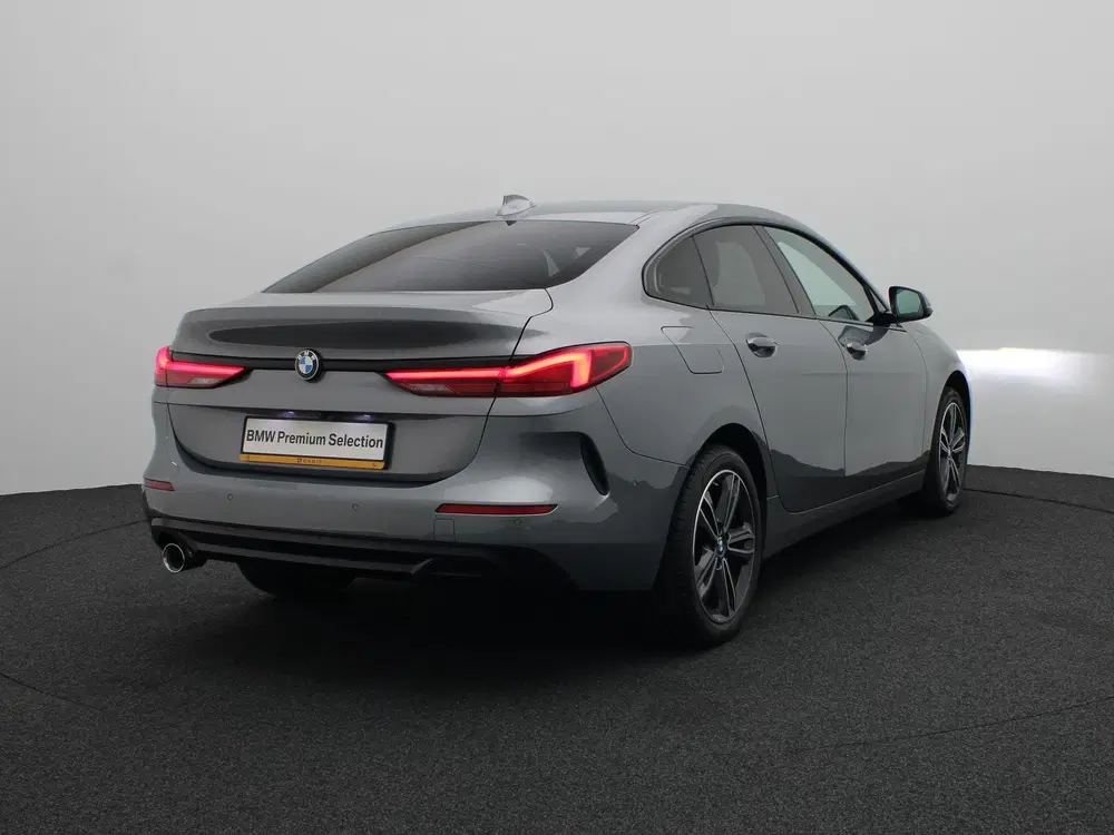 BMW 2-serie Gran Coupé 218i uit 2023, foto 2