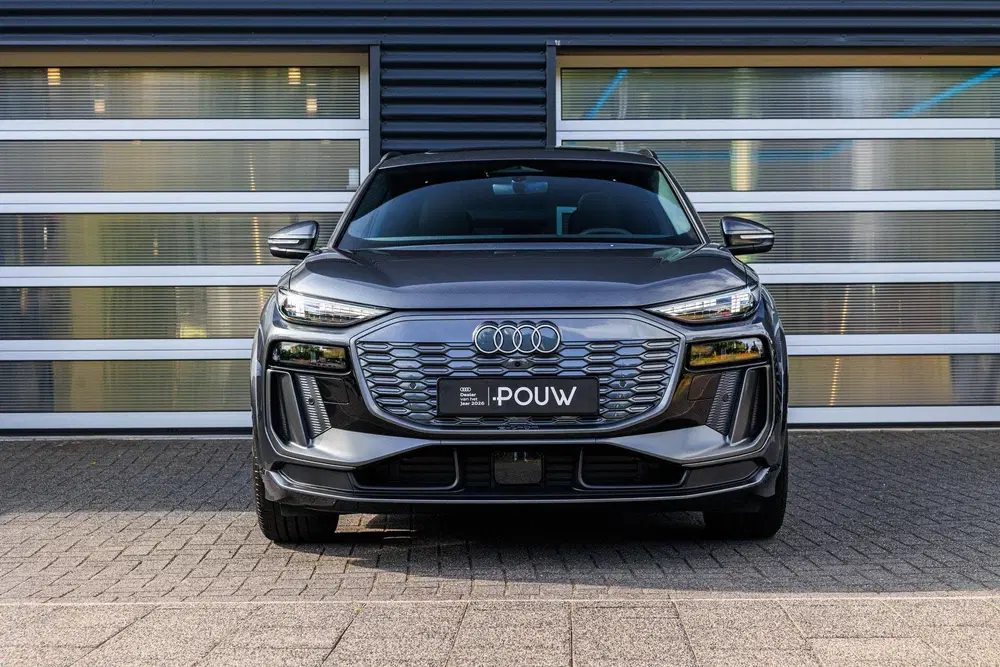 Audi Q6 e-tron 306pk S Edition Performance 100 kWh uit 2026, foto 8