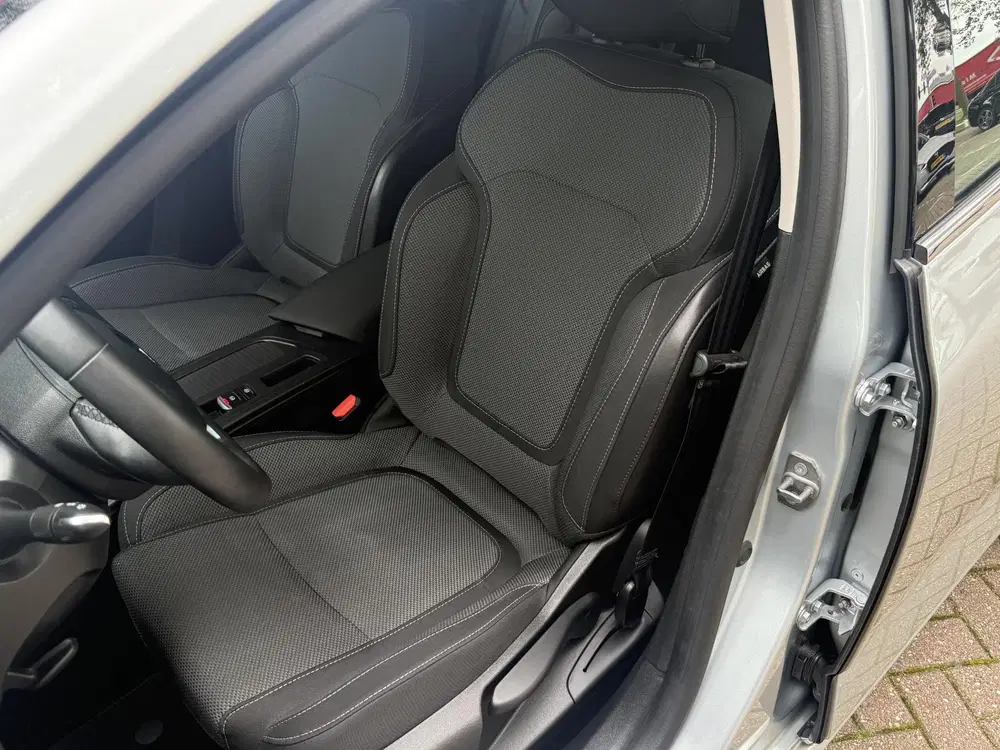 Renault Megane Mégane Estate 1.3 TCe 140 uit 2023, foto 13